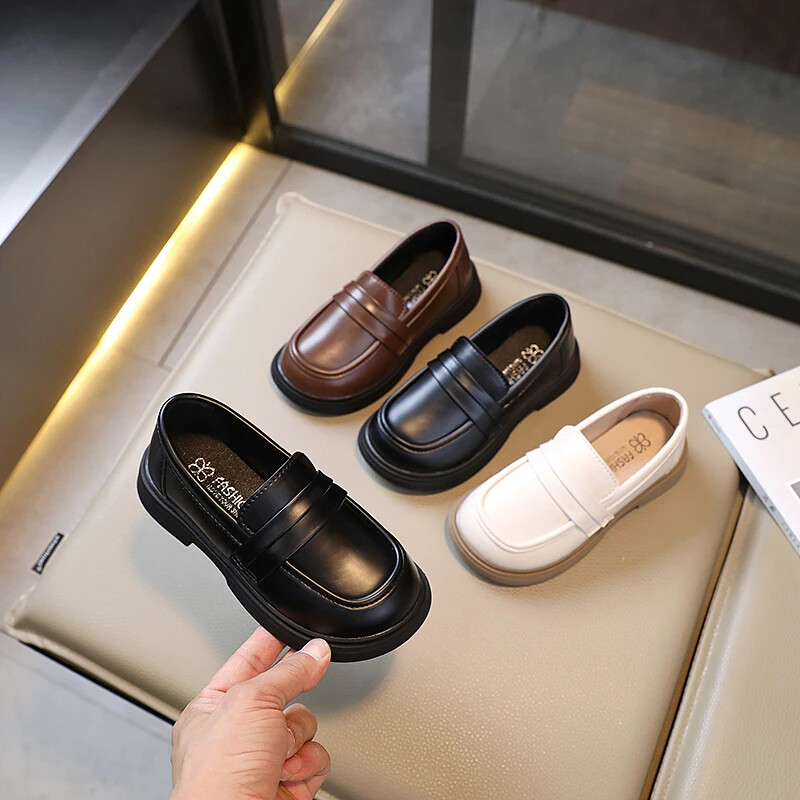 Lányok naplopók Kerek orrú gyerekcipők divatos hercegnős bőrcipők bulikra esküvői fiúknak gyerek egyenruha iskolai cipők Soft All Match