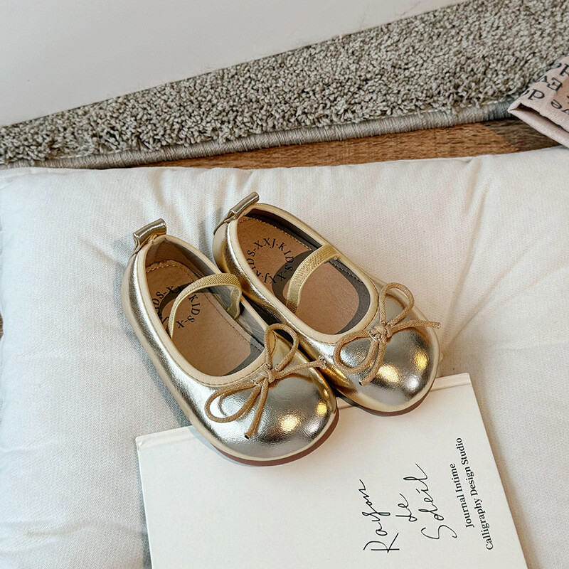 Dječja ležerna obuća Proljetne i jesenske Four Seasons modeli Korejska verzija djevojaka Udobna mašna Dječje jednostruke cipele