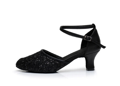 Latīņamerikas deju apavi ar fliteriem sievietēm pieaugušajiem ar vidējiem papēžiem augstpapēžu kurpes vasaras iesācējiem bērniem ar mīkstu zoli smailiem purngaliem