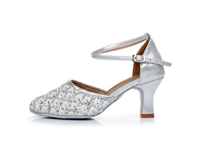 Latīņamerikas deju apavi ar fliteriem sievietēm pieaugušajiem ar vidējiem papēžiem augstpapēžu kurpes vasaras iesācējiem bērniem ar mīkstu zoli smailiem purngaliem