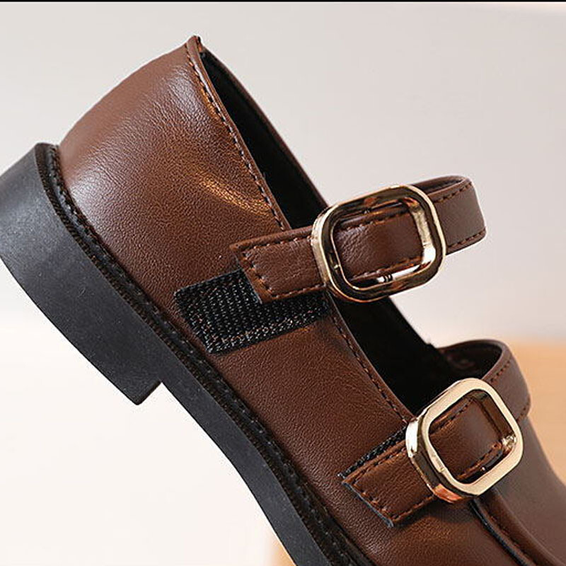 2024. gada pavasaris Bērnu ādas apavi brūni, melni balti, maziem bērniem, plakani apavi Retro krāsā, eleganti bērnu skolas apavi, meitene H07191