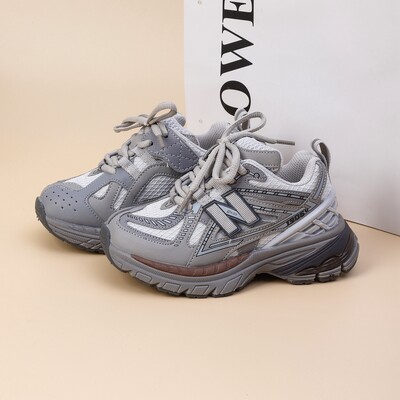 Jauni bērnu apavi zēniem Viegli un ērti sporta skriešanas apavi Modes meiteņu apavi augumam