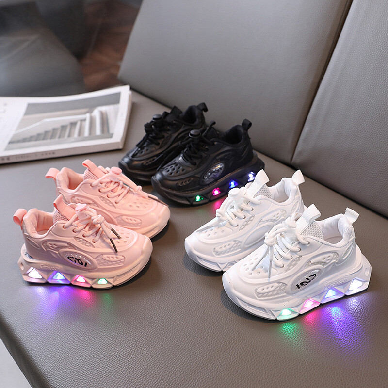 Jauni tenisa apavi LED bērniem, vilcienu zēniem, meitenēm, ikdienas sporta apaviem bērniem, plakaniem, elpojošiem sporta apaviem, mazuļiem apgaismojošiem apaviem