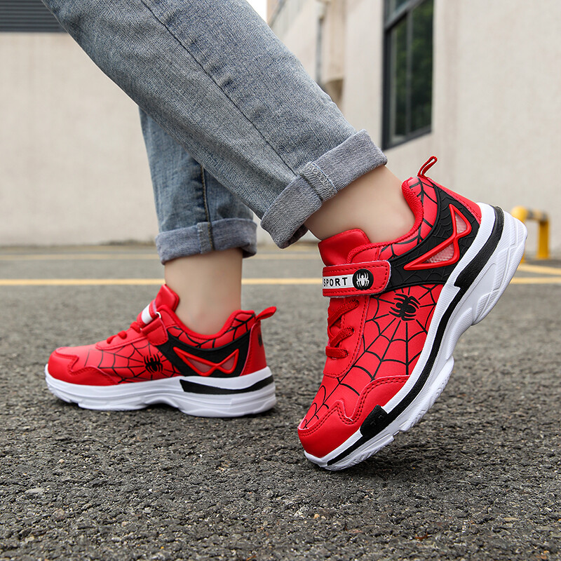 Brändi lastele Cartoon Spider tossud poistele Mugavad spordijalatsid välitingimustes libisemiskindlad tennised Kerged vabaaja jooksujalatsid
