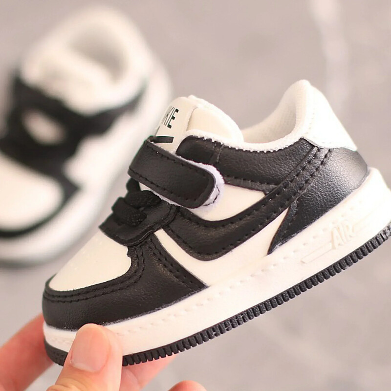 Dječja obuća za tenisice za trčanje Jesen Zima Vanjske tenisice Protuklizne Dječje mekano dno Sportske cipele za malu djecu