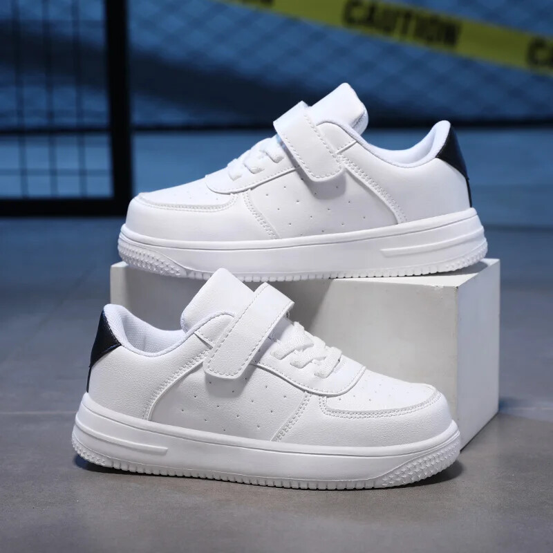 2024. g. bērnu apavi zēnu kedas PU ādas plakana ērta, melna, balta, ikdienišķas kedas, bērnu tenisa skeitborda apavi zēniem