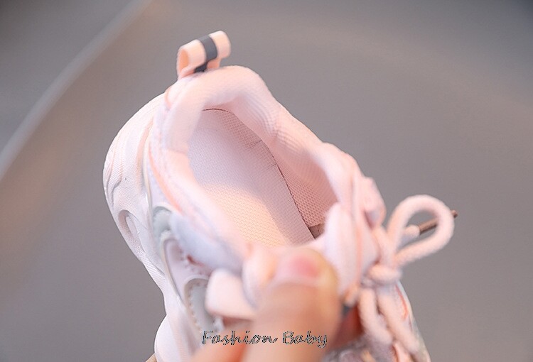 Bērnu apavi zēniem Modes Meiteņu mīkstās kedas Sporta skriešanas Teniss Bērnu Plakanas Ikdienas zīdaiņu Toddler Apavi āra kedām