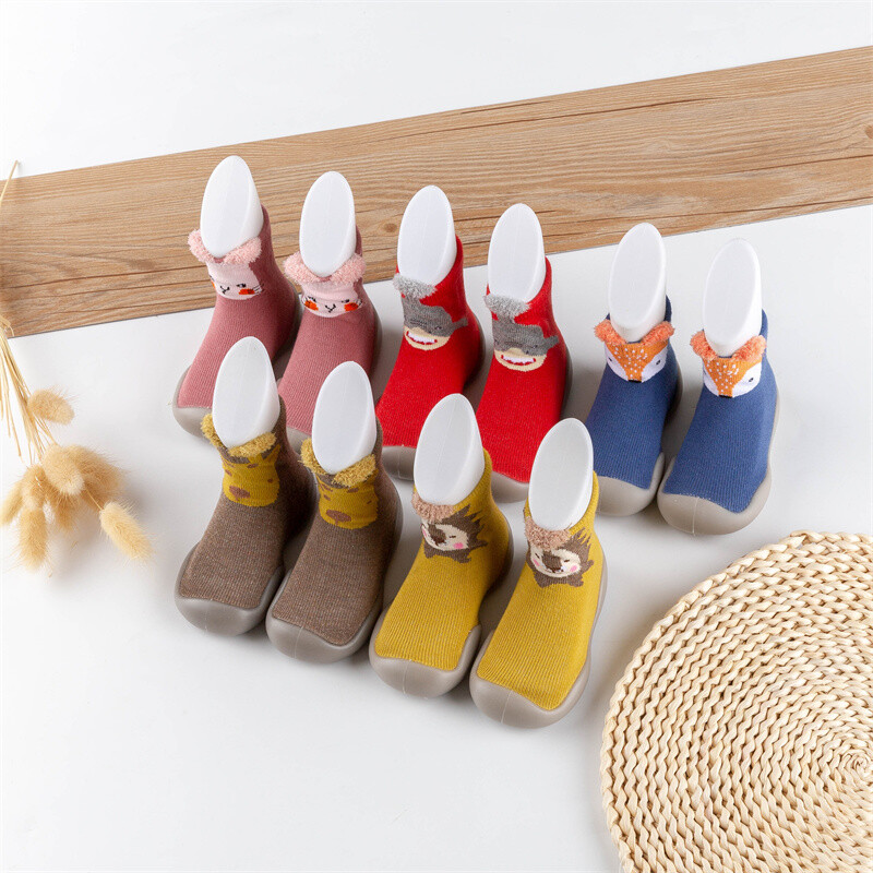 Pavasara un rudens bērnu pastaigu apavu modeļi, grīdas zeķes zīdaiņiem, neslīdoši, mīkstas grīdas apavi zēniem un meitenēm iekštelpās