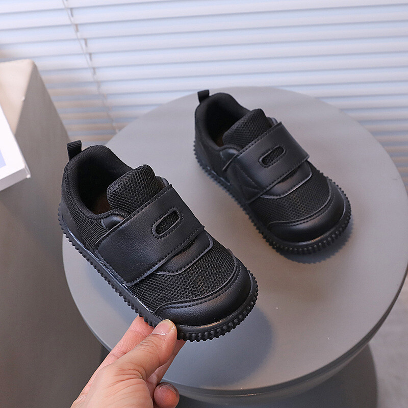 Pavasara rudens elpojošs sieta apavi bērniem fiziskiem treniņiem Ērti skriešanas apavi ar mīkstu apakšu Meiteņu zēnu plakanas kedas H07183