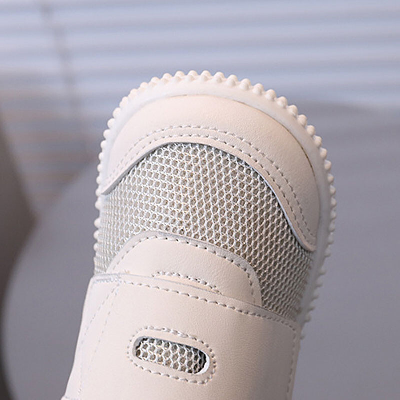 Pavasara rudens elpojošs sieta apavi bērniem fiziskiem treniņiem Ērti skriešanas apavi ar mīkstu apakšu Meiteņu zēnu plakanas kedas H07183