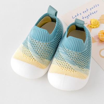 Jauni gradienta krāsu vienkārši personalizēti mazuļu apavi, neslīdoši zīdaiņu un mazuļu izolējošie bērnu apavi