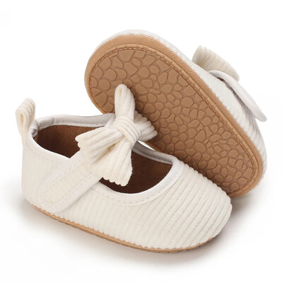 Mieli balti nėriniai Baby Girl Baby Baby Moccasins Moccs Batai Lankas Fringe Guminis padas Neslystanti avalynė Vaikiška lovelė Batai