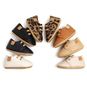 Meckior Baby Shoes Retro PU ādas zēnu meiteņu apavi Toddler Gumijas zole Pretslīdēšanas pirmie staigulīši Unisex jaundzimušo mokasīni