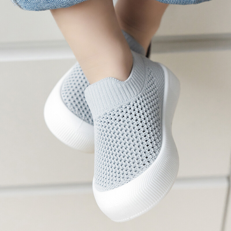 2024-es új tavaszi nyári hálós, légáteresztő, csúszásmentes babacipők 6M-36M fiúk, lányok, sportcipők, alkalmi sportcipők, első járók