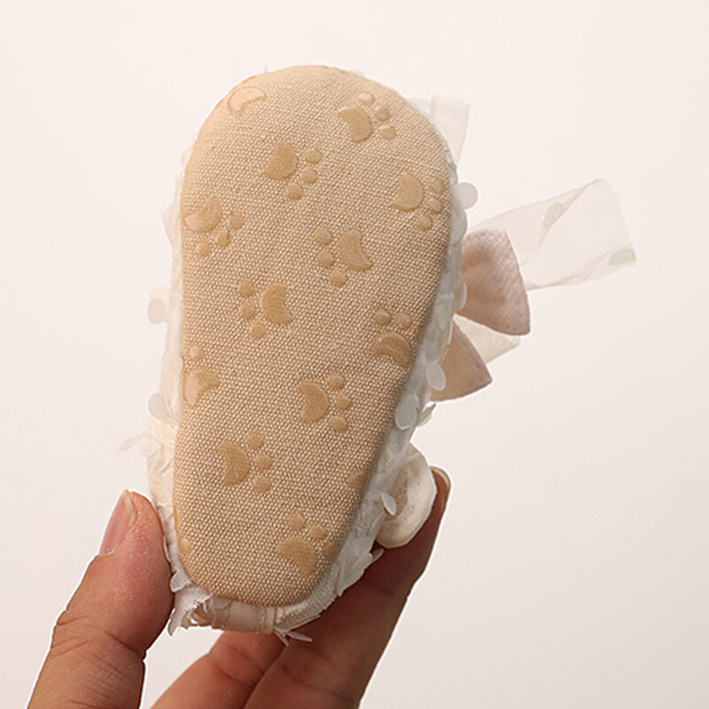 Baby Girl Princess Bow Flats Kurpes zīdaiņiem Ziedlapiņas Walker Bērnu gultiņas Apavi jaundzimušajiem Jauki mīksta zole First Walkers