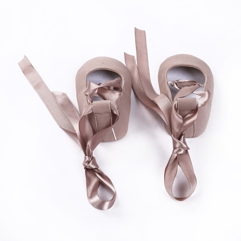 Bērniem, mazuļiem, meitenēm, princešu apaviem, mīļiem, maziem, vienkrāsainiem, mīkstas zoles apaviem, pastaigu deju apaviem ar lenti pavasara vasarai