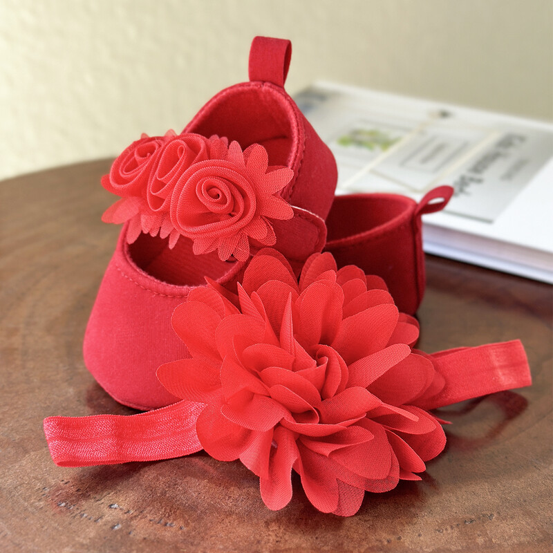 2 gab. Meiteņu plakanas kurpes ar ziedu dekoru Princeses gultiņas apavi First Walker Shoes un galvas saite jaundzimušajam