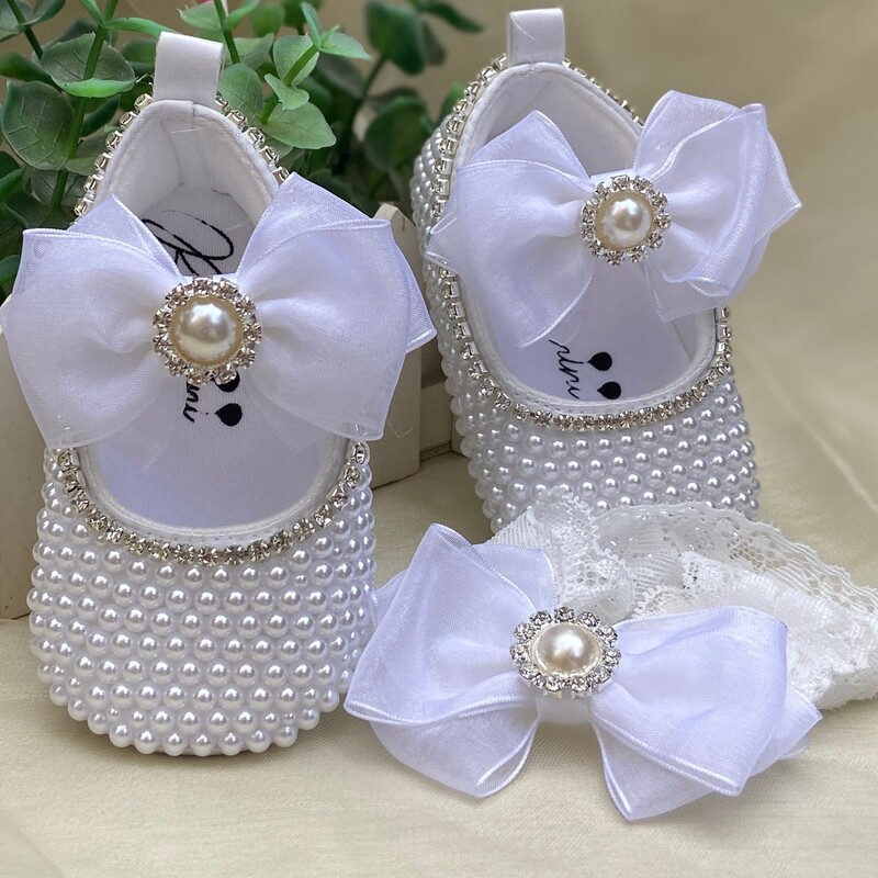 Dollbling ar rokām darinātas baltas pērles Bling Rhinestone bērnu gultiņas kurpes kristību apģērbs kāzu dzirksti organza kristības 0-3 m apavi
