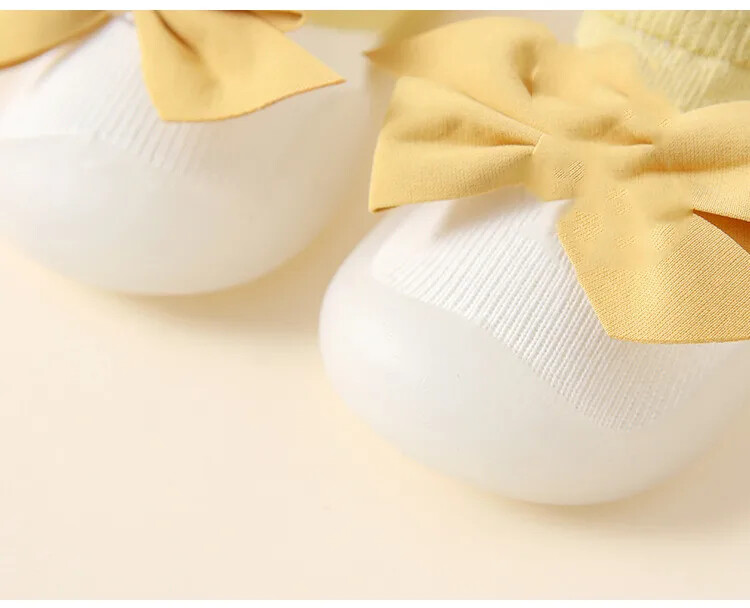 Jaundzimušo zēnu apavi Izšūšanas raksti Neslīdoši Grīdas Zeķes Bērni Meitenes Mīksta Gumijas Zole Bērnu gultiņa Toddler Zābaciņi Bērnu kedas