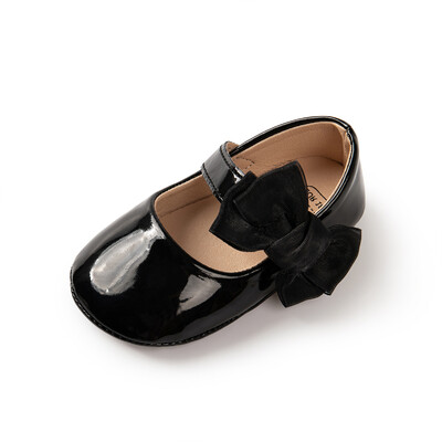 Sonsage vienkrāsains, sekla mutes apavi zīdaiņu pastaigu apaviem Mīkstas bantes, mīkstas ādas princešu apavi Viegli elpojoši apavi mazuļiem