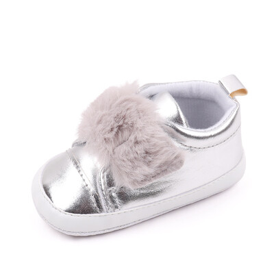 Zīdaiņu apavi Skaisti Blingbling PU mīksta plīša pavasara un rudens stila pirmsstaigāšanas jaundzimušā toddler kedas 2024 modes BWJ3149