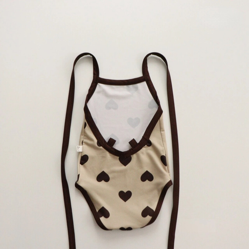 8896 Korejas jaundzimušo peldkostīms Ins, 2024. gada vasaras jaundzimušo viendaļīgs peldkostīms, mīlīgs, viengabalains apģērbs ar cepuri