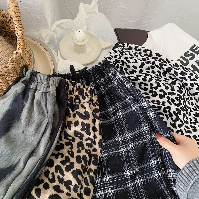 Meiteņu bikses, zēni, mazi bērni, bērni, leoparda bikses, 2024. gada pavasaris, 1–10 g. bērnu bikses, apģērbi korejiešu stilā