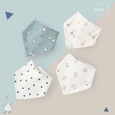 4 vnt. medvilniniai seilėtekliai kūdikiams, kietas/spausdintas šalikas, patogus seilėtis dantimis, kvėpuojantis seilių rankšluostis