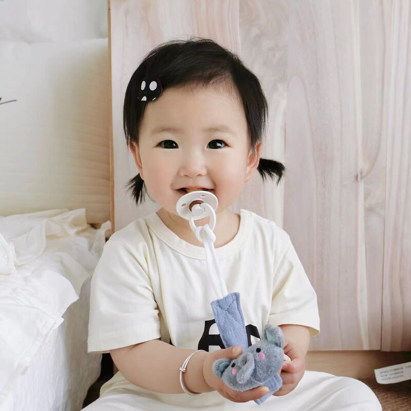 1GB zīdaiņu knupja saspraude, jaundzimušā kokvilnas koka dzīvnieku knupja ķēde, knupīšu knupīšu manekena turētājs videi draudzīgs materiāls