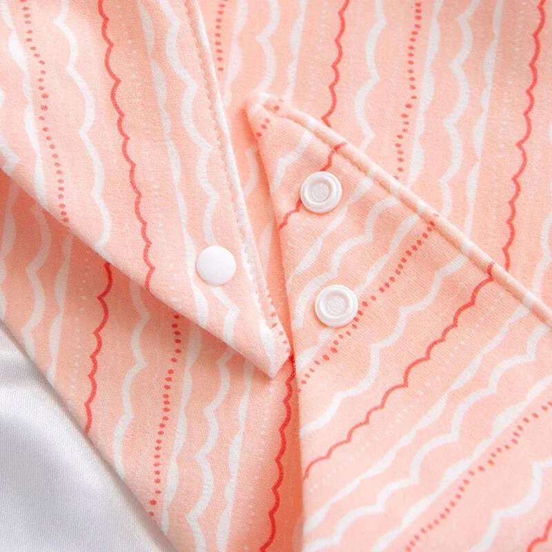 5 vnt. / partijos medvilniniai seilinukai, trikampiai medvilniniai seilinukai Animacinio filmo spaudiniai seilių rankšluostis berniukams mergaitėms maitinančios prijuostės Seilinukai kūdikiams