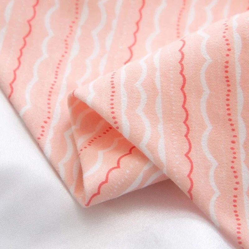 5 vnt. / partijos medvilniniai seilinukai, trikampiai medvilniniai seilinukai Animacinio filmo spaudiniai seilių rankšluostis berniukams mergaitėms maitinančios prijuostės Seilinukai kūdikiams