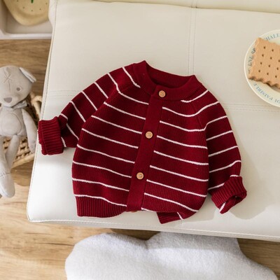 Naujagimių berniukų ir mergaičių megztinis paltas 2024 rudens ir žiemos mados dryžuotas megztas megztinis paltas vaikiškas audinys