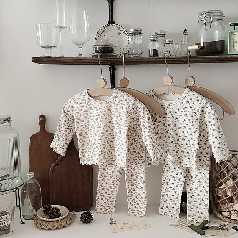 Pavasarinis mergaičių pižamos rinkinys 0-4Y Vaikų namų rūbai Kūdikių rudeniniai rūbai Mieli gėlėti mergaičių apatiniai drabužiai Viršus + kelnės 2vnt.