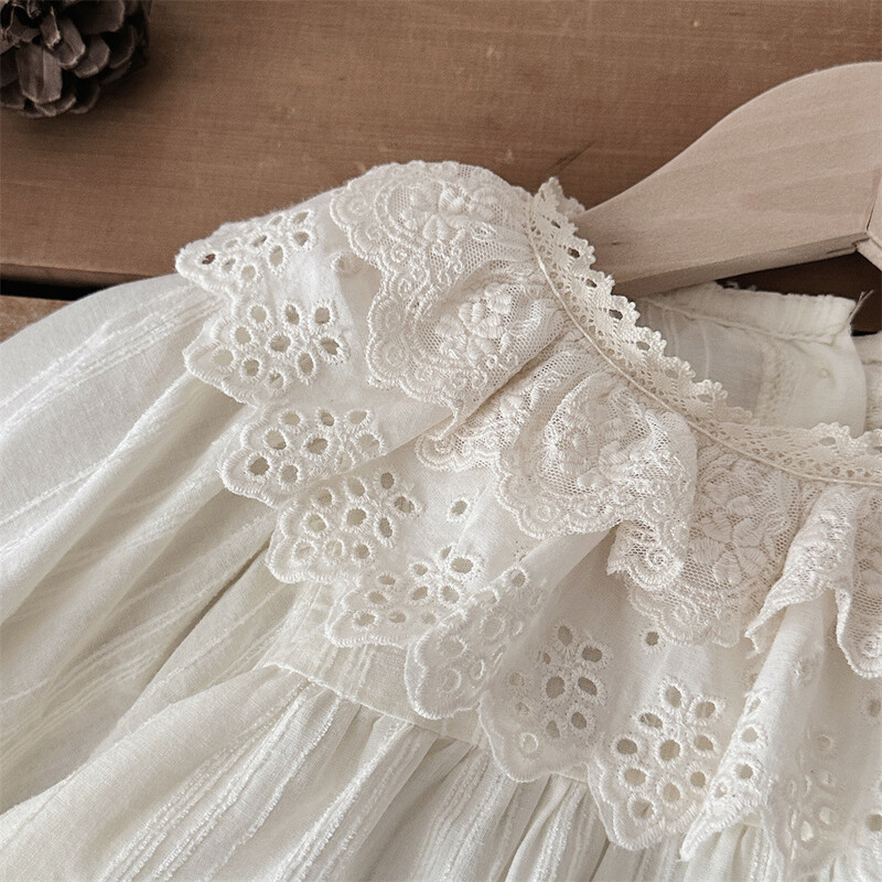 Tavaszi/őszi új babablúzok Tiszta színű csipkegallér Gyermek hosszú ujjú ingek Kislány alsó ing 0-3 éves felsőruházati felsők