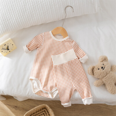 2024-es őszi baba pizsama szett 0-2 éves kisgyermek fiú kockás test + nadrág fehérnemű 2 db lány házi ruha öltöny kisgyermek alvó ruházat