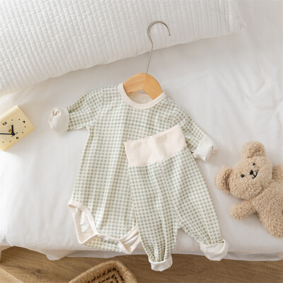 2024-es őszi baba pizsama szett 0-2 éves kisgyermek fiú kockás test + nadrág fehérnemű 2 db lány házi ruha öltöny kisgyermek alvó ruházat