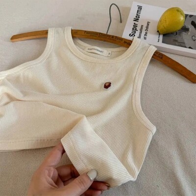 Bērnu balts krekls ar garām piedurknēm Stilīgs, vienkāršs bērnu tops 2024. gada pavasarim un rudenim, moderns jauna stila burtu tops