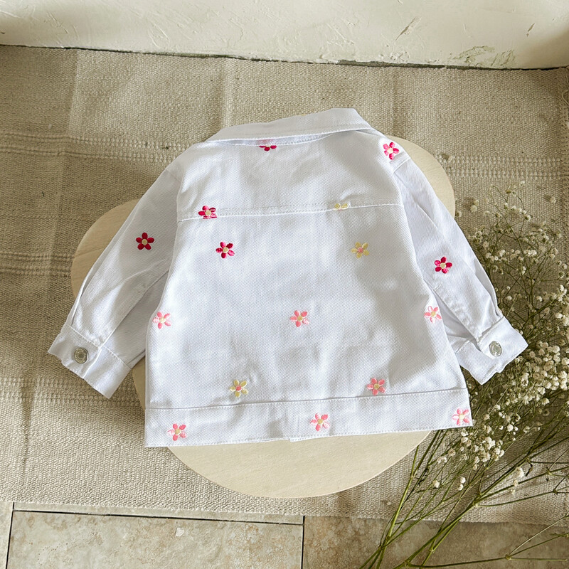 2025 tavaszi őszi kislány ruhák farmer dzsekik kabát lány csecsemő felső divat virág hímzés felsőruházat pamut fehér kabát