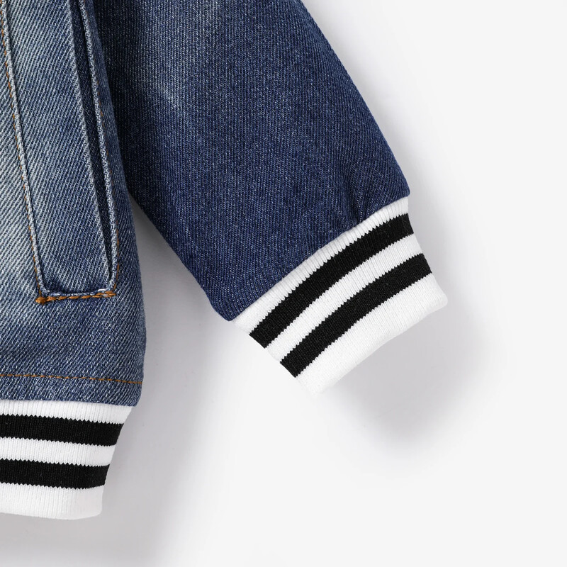 PatPat Baby Boy Hole Design Moderna pamata džinsa jaka ar garām piedurknēm, mīksta un ērta, lieliski piemērota izbraukumiem un ikdienas valkāšanai