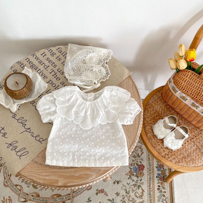 Summer Baby Girl Baby Trend Sweet Viss Vienkrāsains Liels Mežģīņu apkakles Izšuvums Mazs Zieds Burbulis Īsām Piedurknēm Blūzes Pamatne