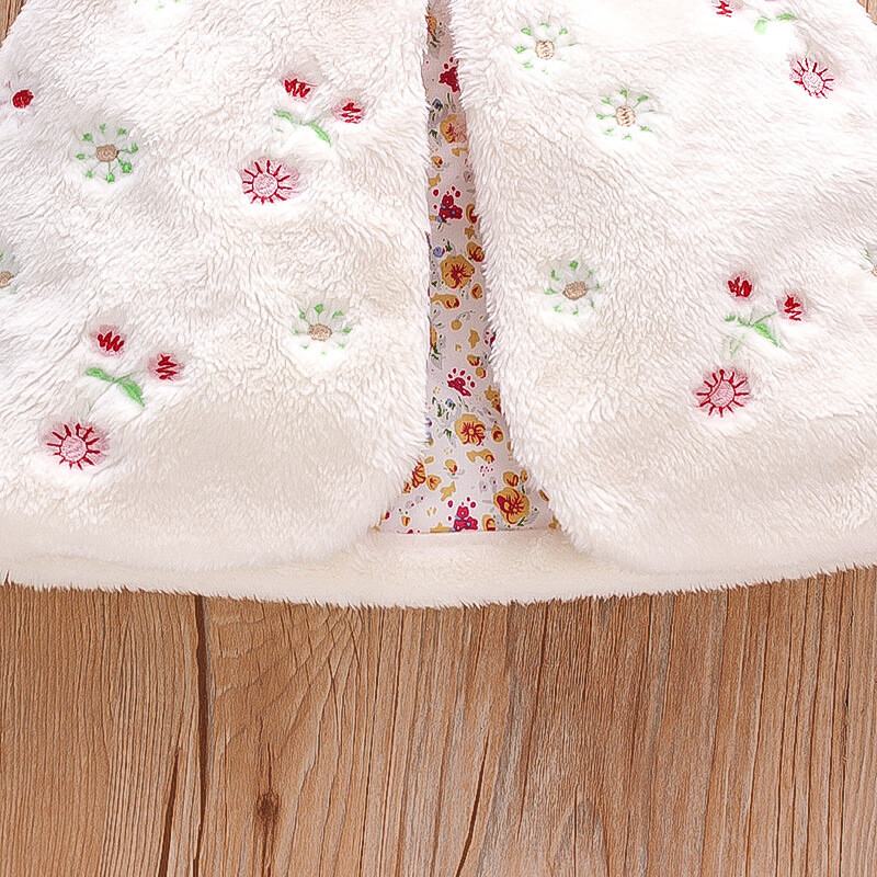 Őszi és téli lányok szőrme mellény, édes virágos hímzés, ujjatlan meleg divatkabát 0-3 éves női viselet felső