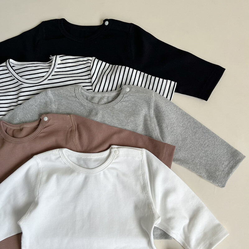 2025. gada rudens jauns bērnu T-krekli ar garām piedurknēm.