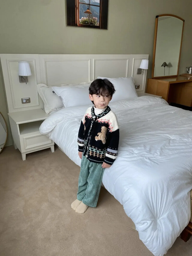 3797C Ins korejiešu bērnu trikotāžas džemperis rudens ziemas kokvilna mīksts modes lācis trikotāžas zēna džemperis meitenei