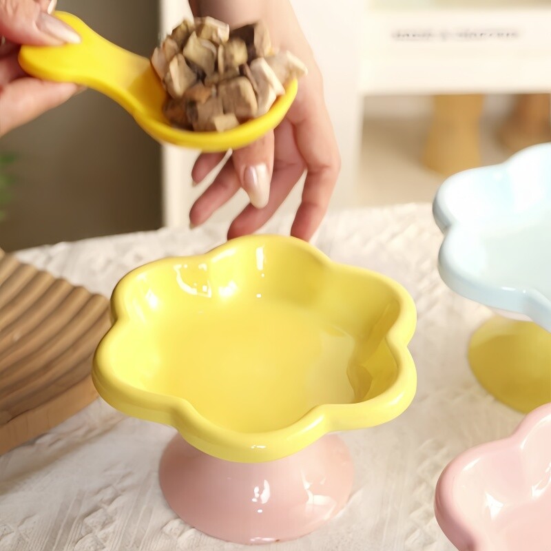 Kerámia emelt macskatál virágmintával, magasított macskaeledel tál vizestálas Uzsonnatál állvánnyal a nyak védelmére