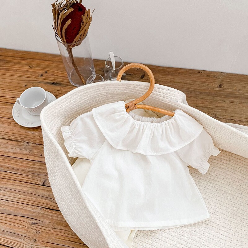 Bērnu T-krekls, Jauna vasaras tendence zēniem un meitenēm, daudzpusīgs krekls ar volānu apkakli īsām piedurknēm, balts daudzpusīgs stils