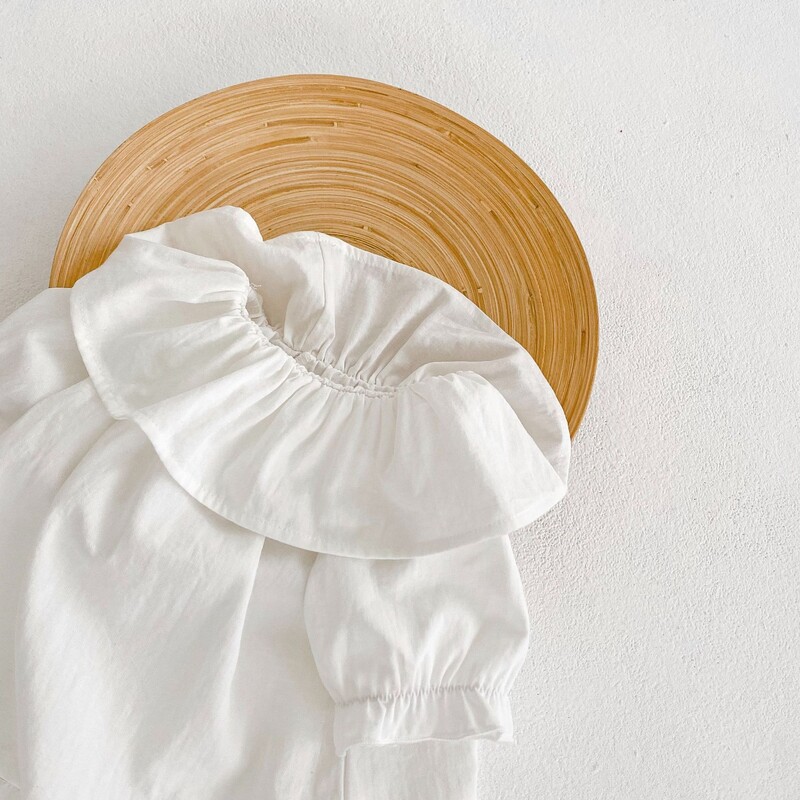 Bērnu T-krekls, Jauna vasaras tendence zēniem un meitenēm, daudzpusīgs krekls ar volānu apkakli īsām piedurknēm, balts daudzpusīgs stils