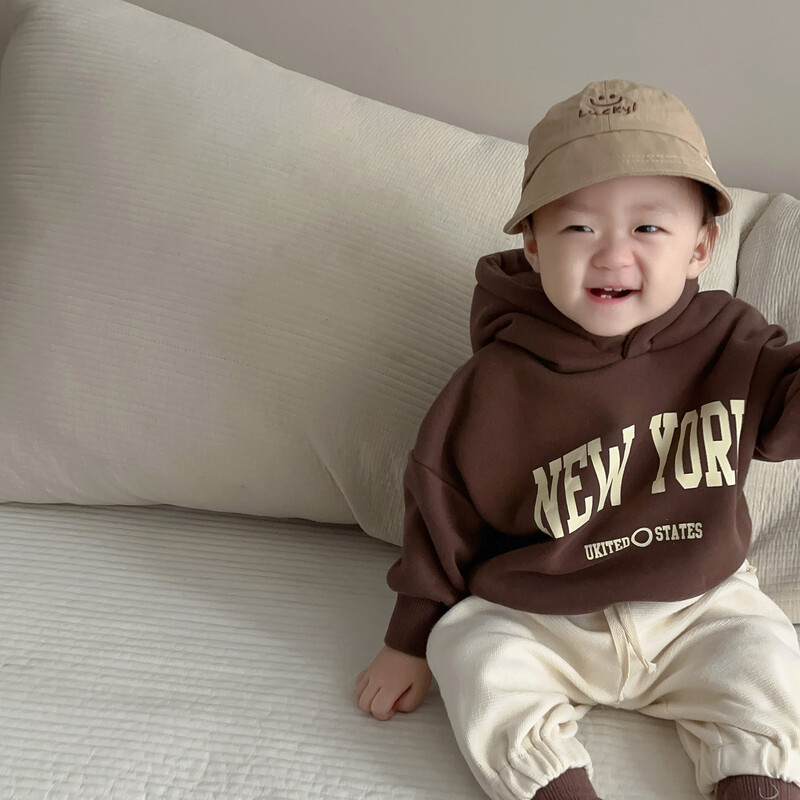 2025. gada rudens jauns bērnu džemperis ar garām piedurknēm ar kapuci Kokvilnas zīdaiņu zēnu meitenes ar burtu apdruku kapuci bērniem daudzpusīgs ikdienas džemperis