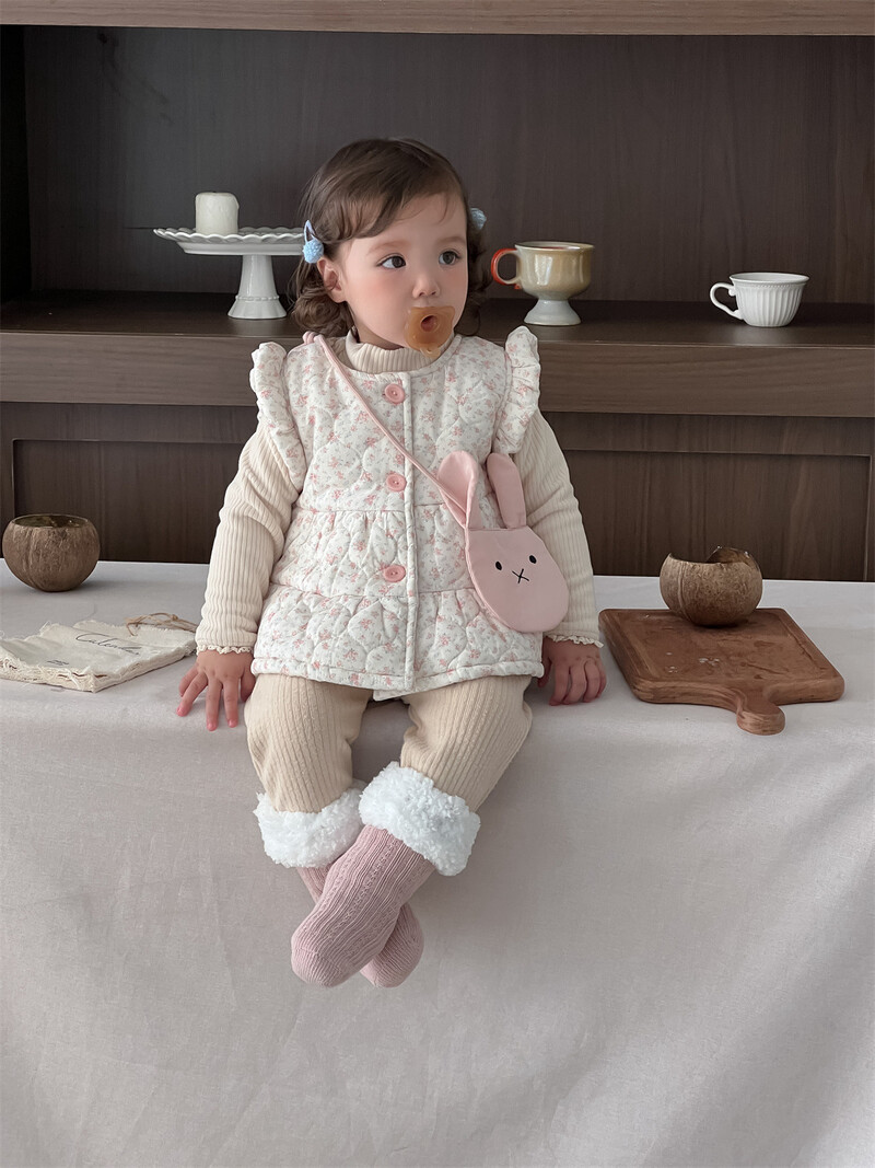 2025. aasta talvine uus beebitüdruku armas armas lilleline vest pluss sametine paks väikelapse soe varrukateta mantel tüdrukutele polsterdatud jope