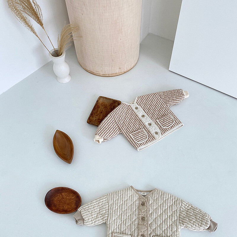 2023. aasta uued sügismantlid ja jakid väikelaste lastetopid Retro-rombi lainemustriga laste jope mantel Tüdrukute välirõivad 0–3a