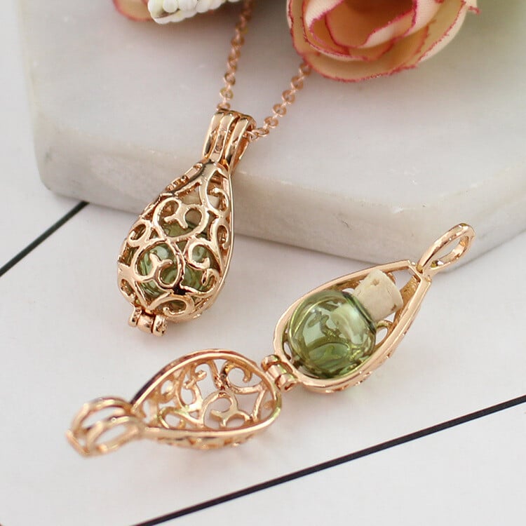 Mažas vandens lašo stiklinis rutulys gali būti atidarytas tuščiaviduris nuotraukų dėžutės pakabukas raktikaulio grandinėlė Magic Box pakabukas palinkėjimų buteliukas karoliai dovana moteriai